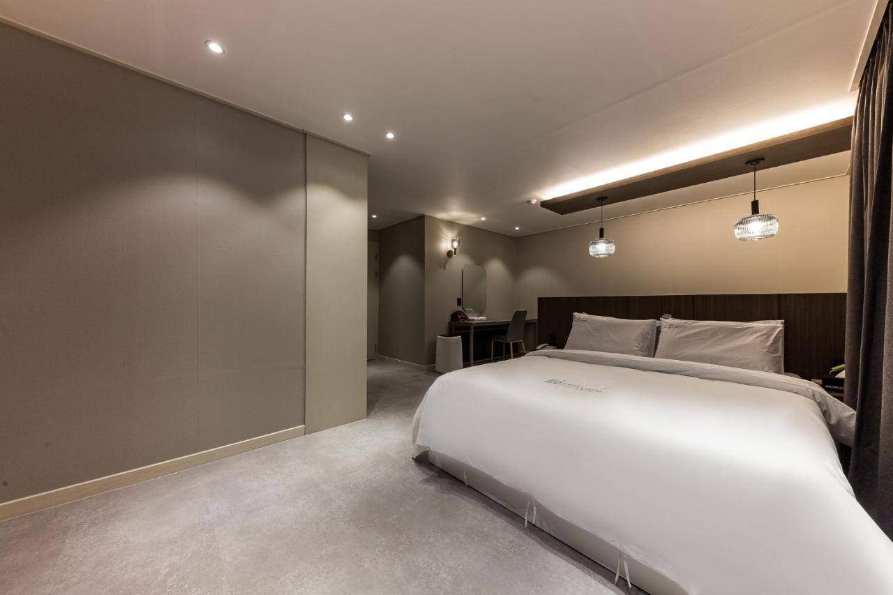 Hotel Lium Τσεονάν Εξωτερικό φωτογραφία