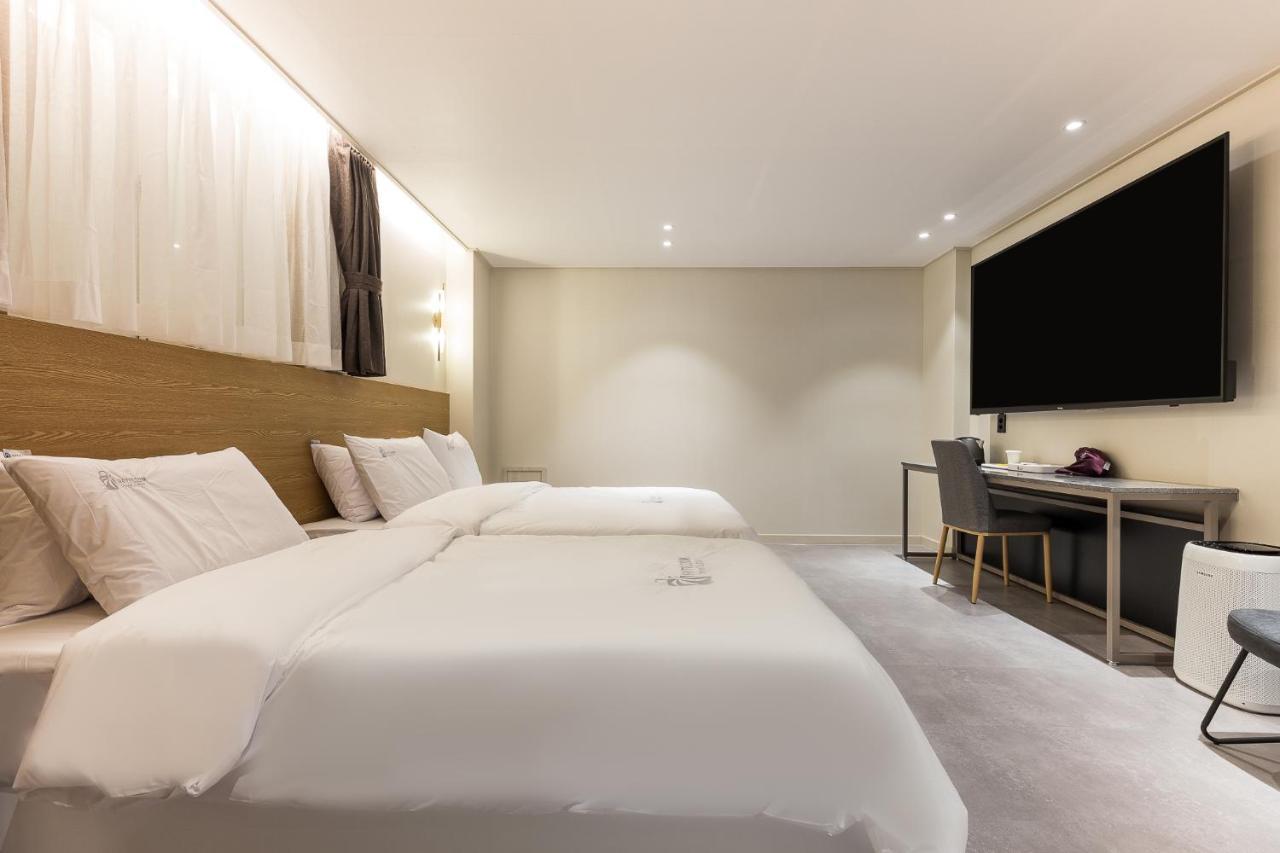 Hotel Lium Τσεονάν Εξωτερικό φωτογραφία