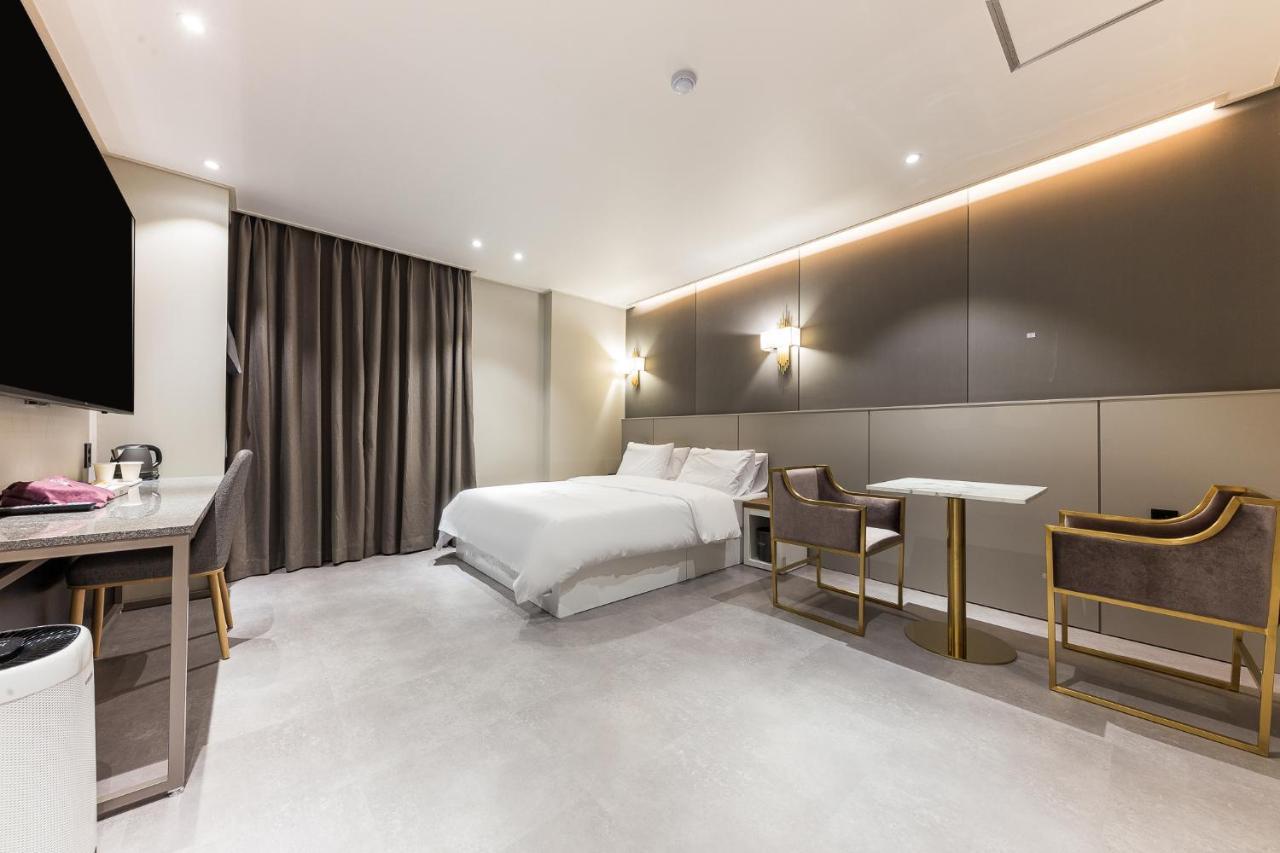 Hotel Lium Τσεονάν Εξωτερικό φωτογραφία