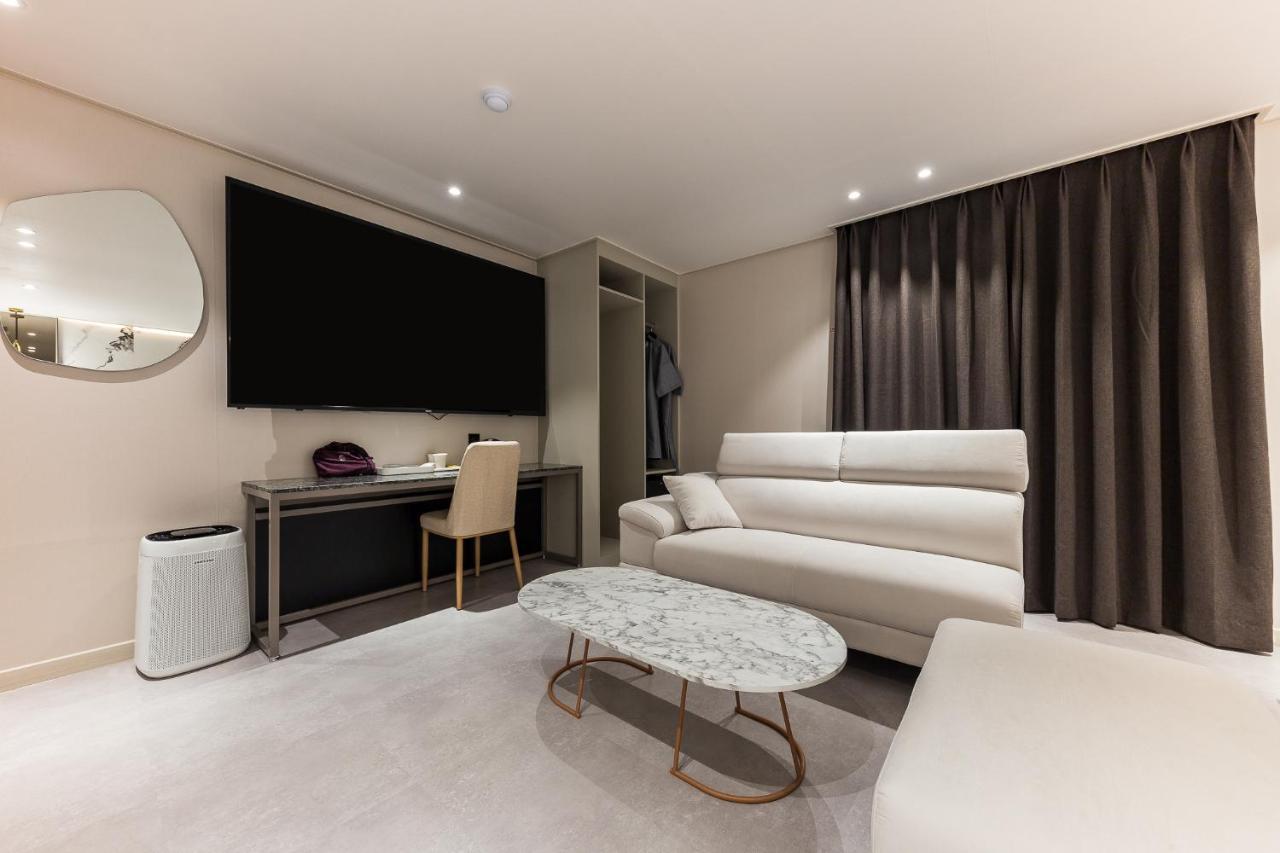 Hotel Lium Τσεονάν Εξωτερικό φωτογραφία