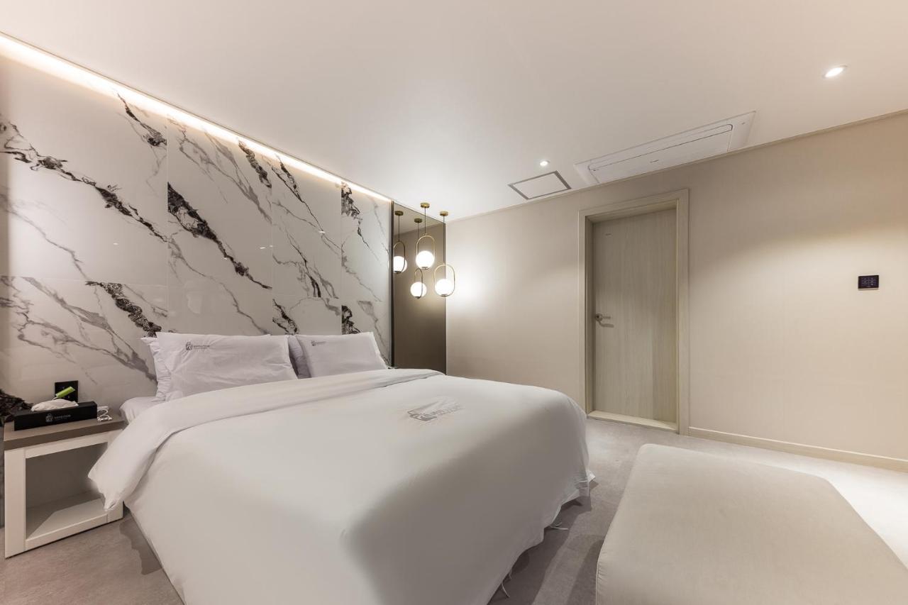 Hotel Lium Τσεονάν Εξωτερικό φωτογραφία